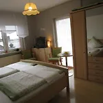 Koelzer Nocleg ze śniadaniem