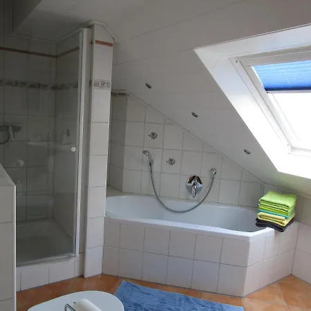 Koelzer Nocleg ze śniadaniem