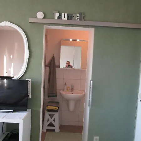 Koelzer Bed & Breakfast 4*
