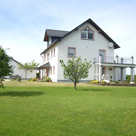 Koelzer Bed & Breakfast Morsdorf