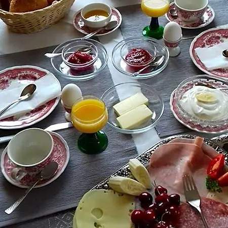 Bed & Breakfast Koelzer 4*